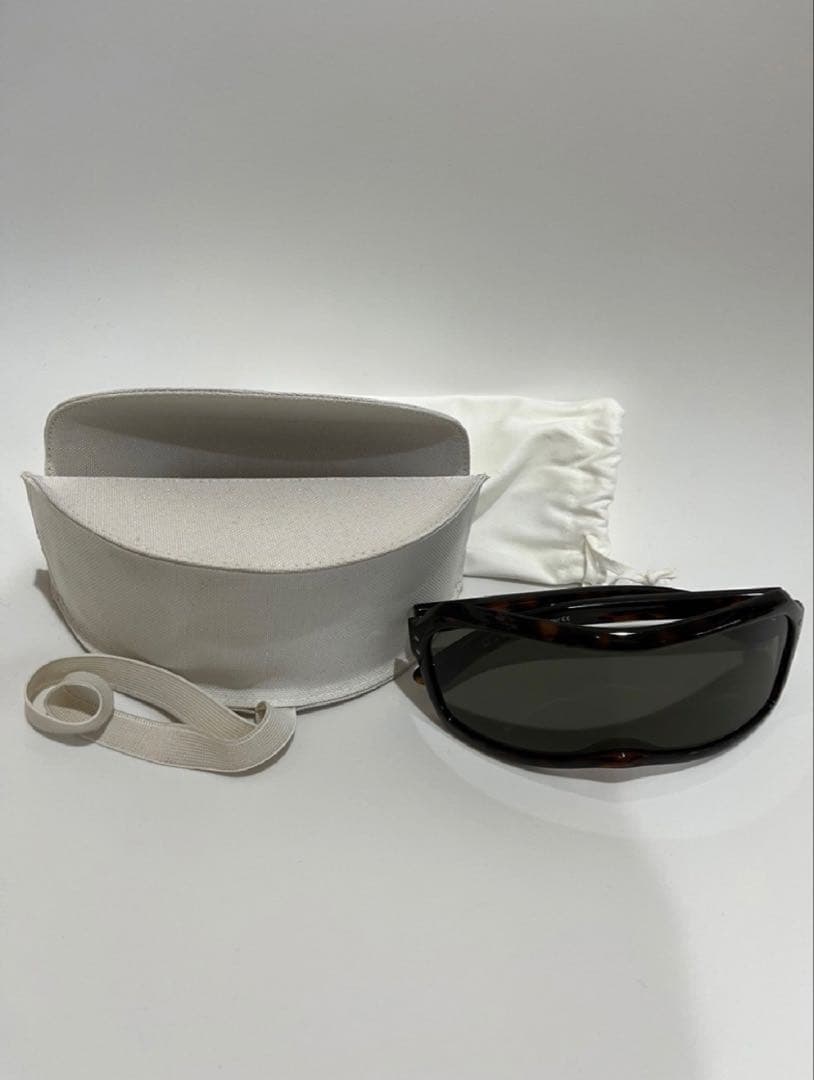 本人期　09ss マルジェラ　インコグニート　サングラス　8 ルックブック