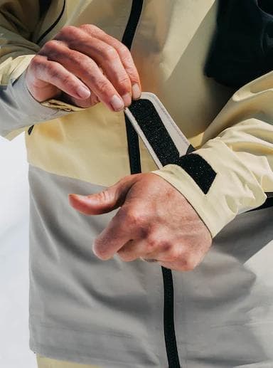 新品未使用 Burton ak カルーシー GORE-TEX 3L ジャケット