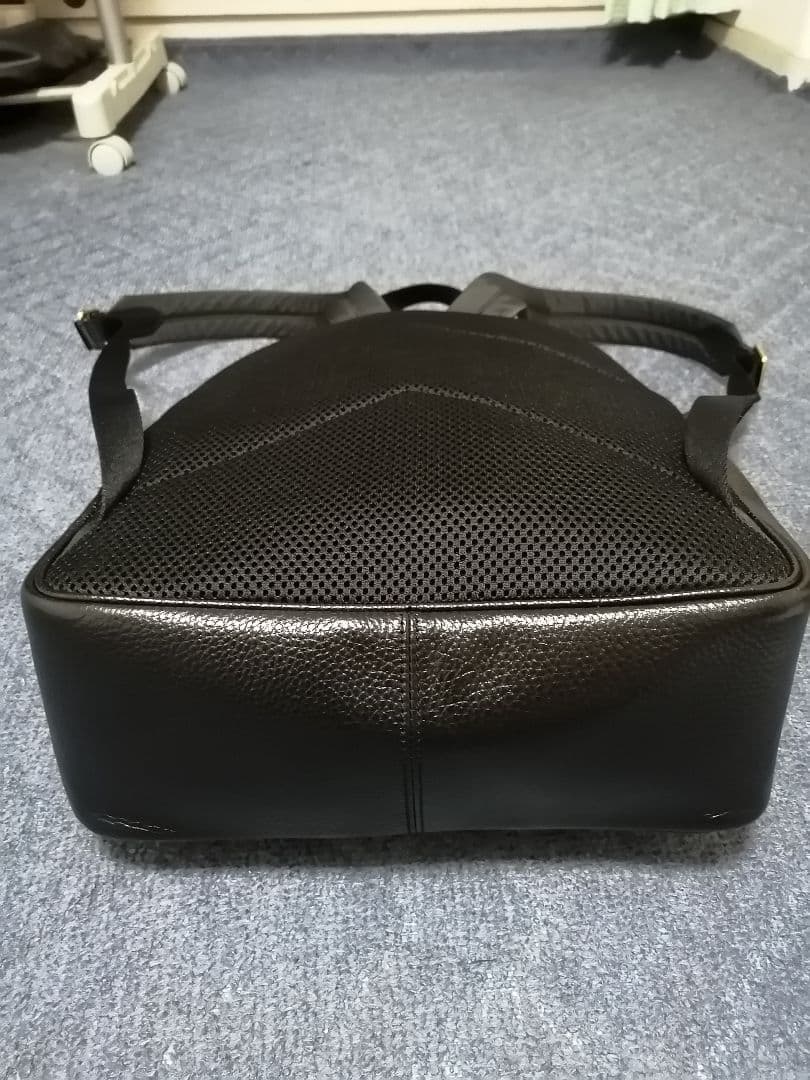 美品 COACH ブラックレザー リュック