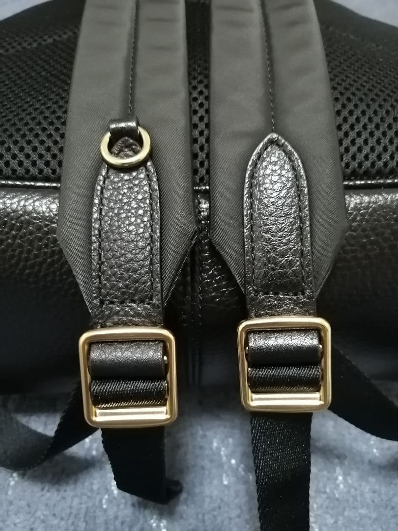 美品 COACH ブラックレザー リュック