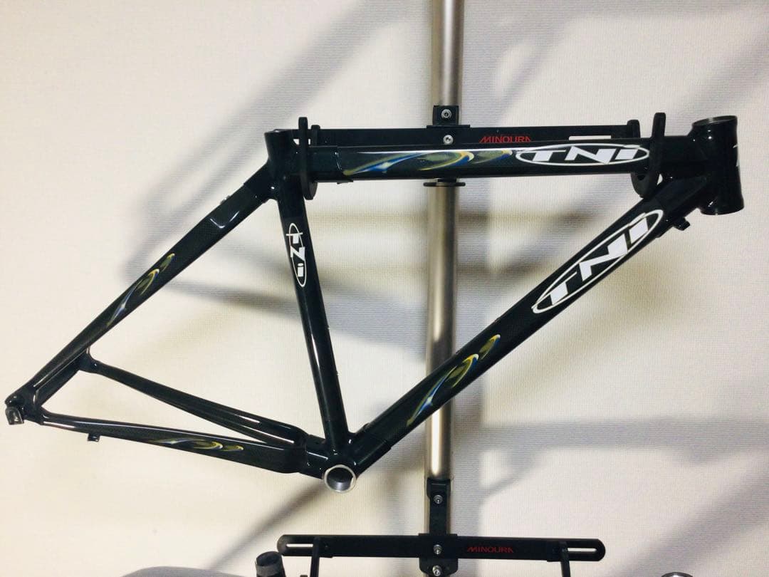 TNi カーボン製 ロードバイクフレーム ブラック サイズXS 44 未使用品