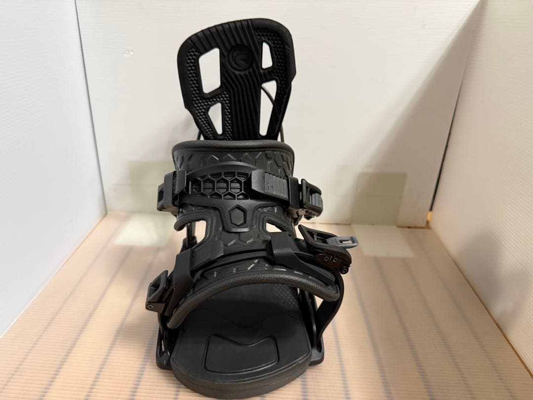 FLOW FUSE FUSIONビンディング sizeL NIDECKER