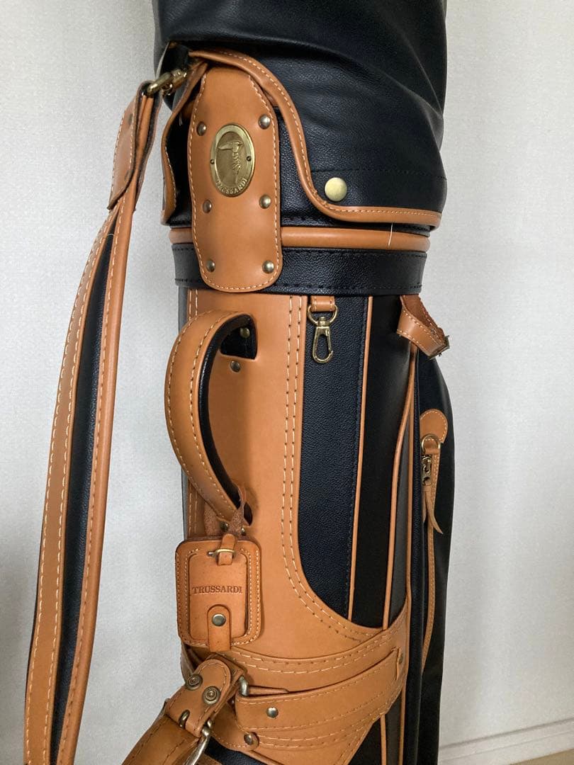 美品 トラサルディ ゴルフキャディーバッグ　レディース