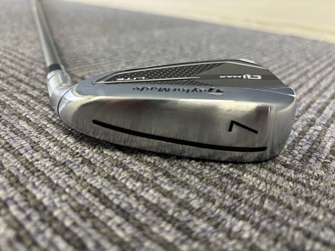 テーラーメイド Qi MAX LITE 7番アイアン　純正カーボン R