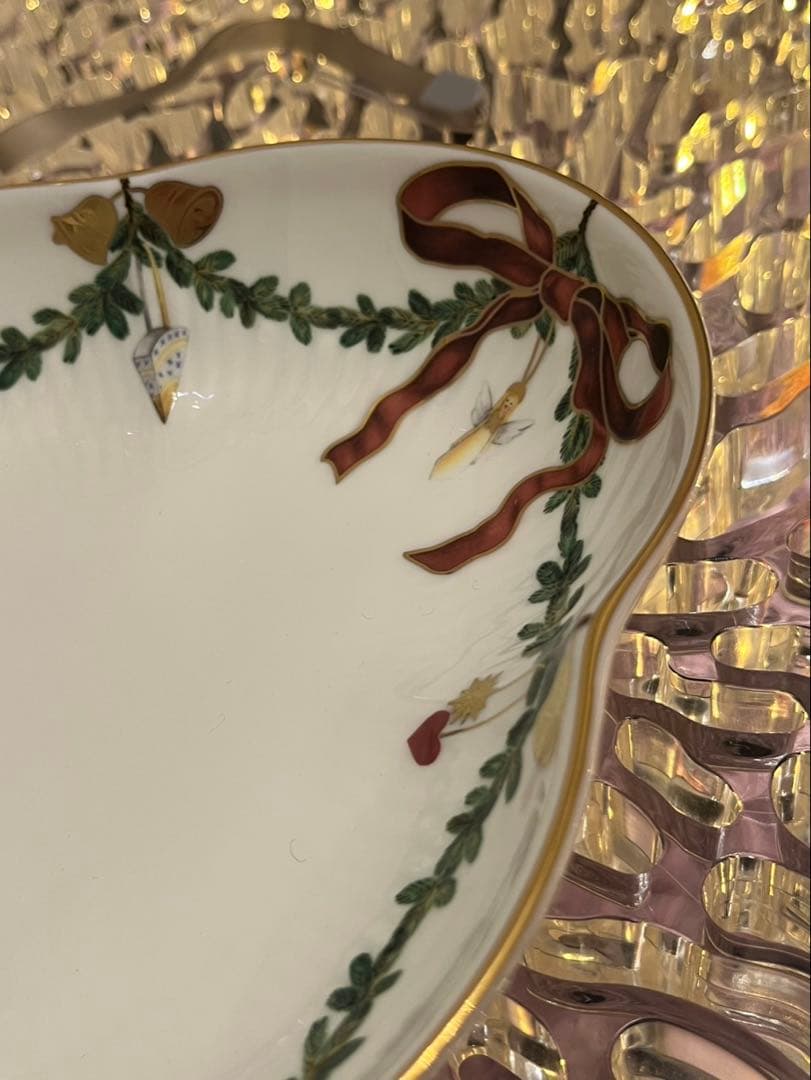 ⭐️新品未使用⭐️ スターフルーテッド クリスマス ディッシュ２枚18cm〜22cm