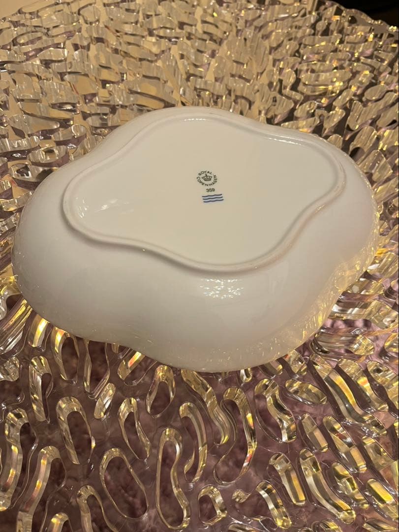 ⭐️新品未使用⭐️ スターフルーテッド クリスマス ディッシュ２枚18cm〜22cm