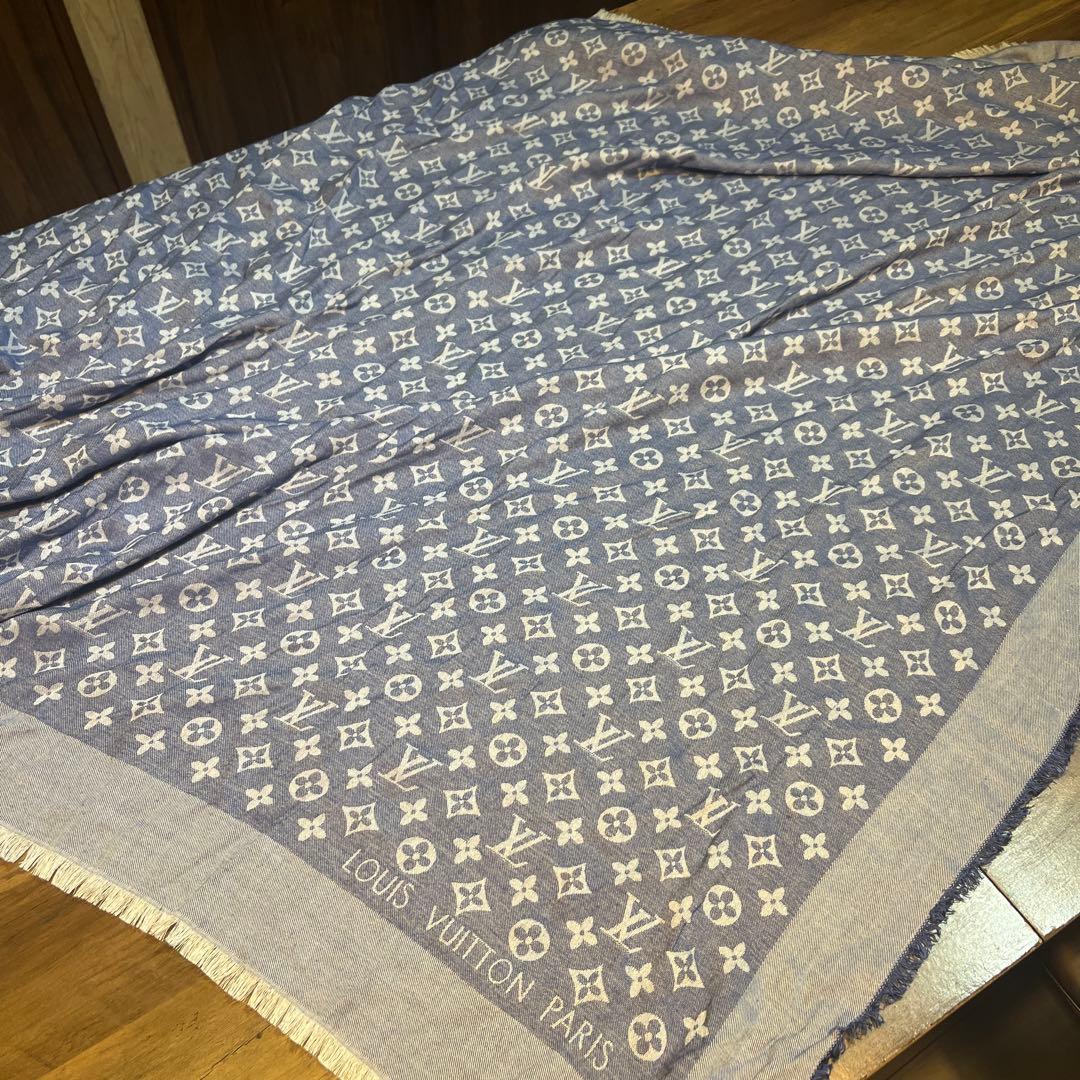 LOUIS VUITTON ルイヴィトン　ライトブルー　大判ストール　ショール