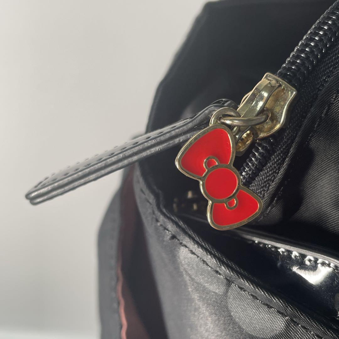 【美品】スワニー×ハローキティ　コラボ　キャリーバッグ