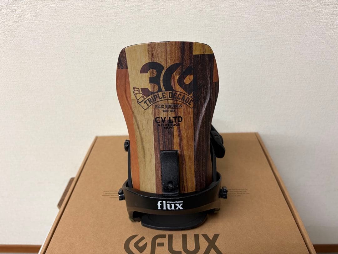 FLUX F23CVST ビンディング ブラック