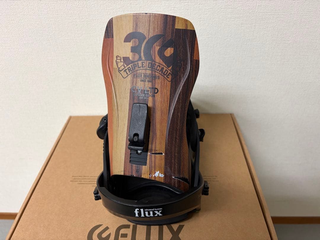 FLUX F23CVST ビンディング ブラック