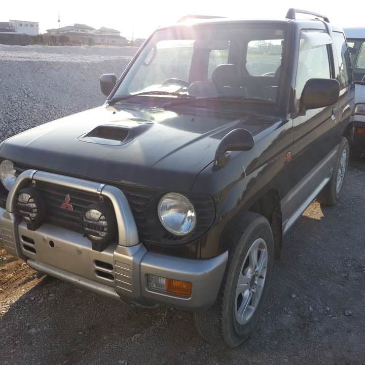 ミニカー Pajero mini