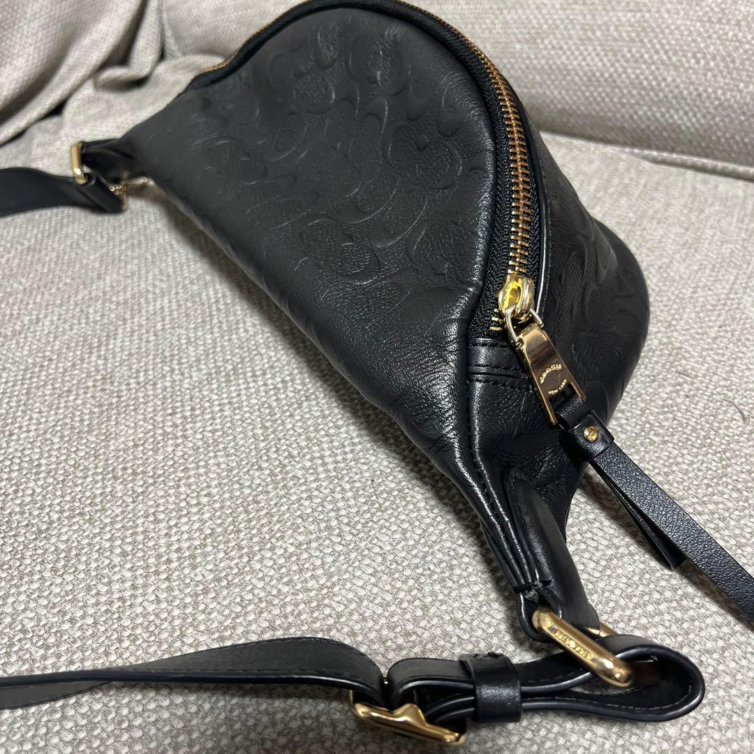 COACH ボディバッグ　ショルダーバッグ