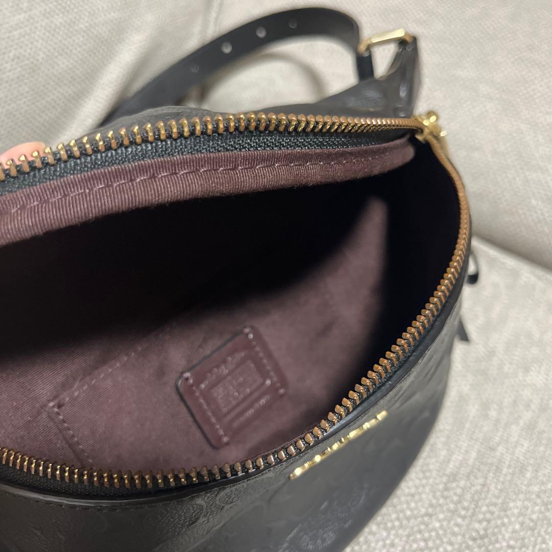 COACH ボディバッグ　ショルダーバッグ