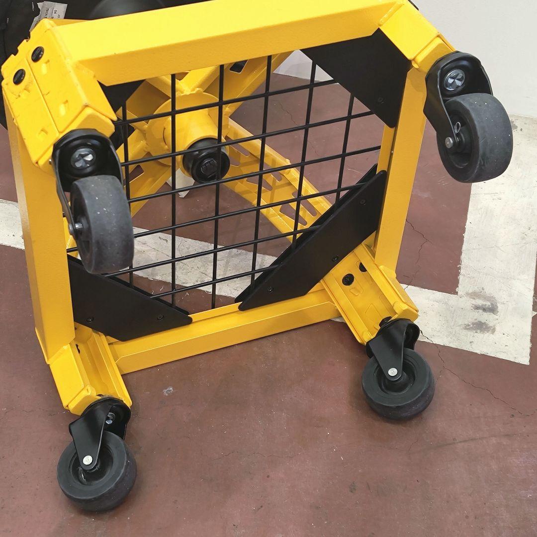 DEWALT（デウォルト） ガレージスツール