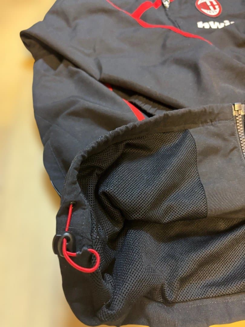 ACミラン adidas ウィンドブレーカー