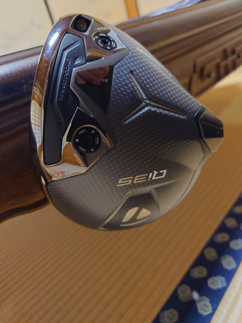 クラブ TaylorMAde Qi35LS