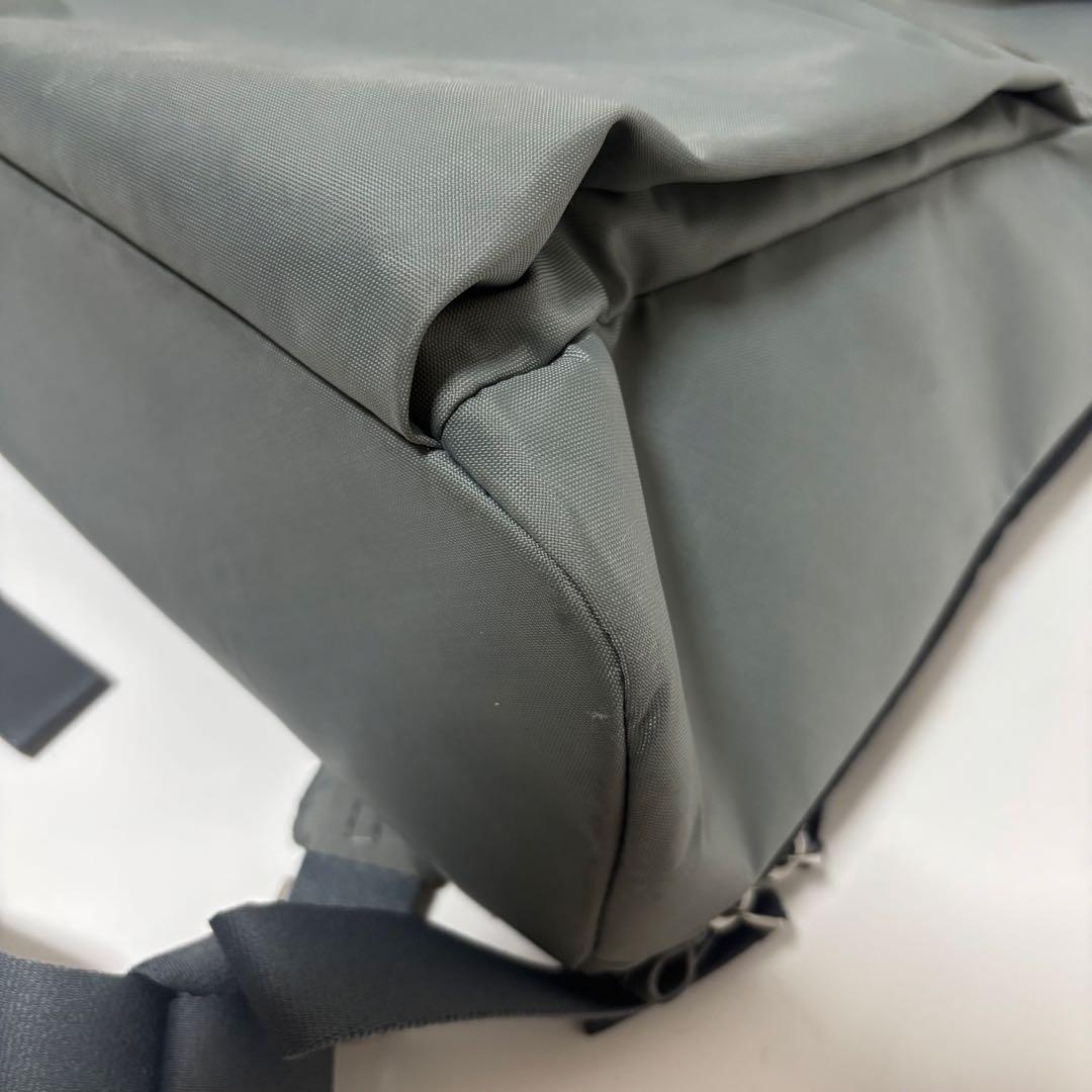 【TUMI】中に難ありVOYAGEUR エッセンシャ 19196450 GRY