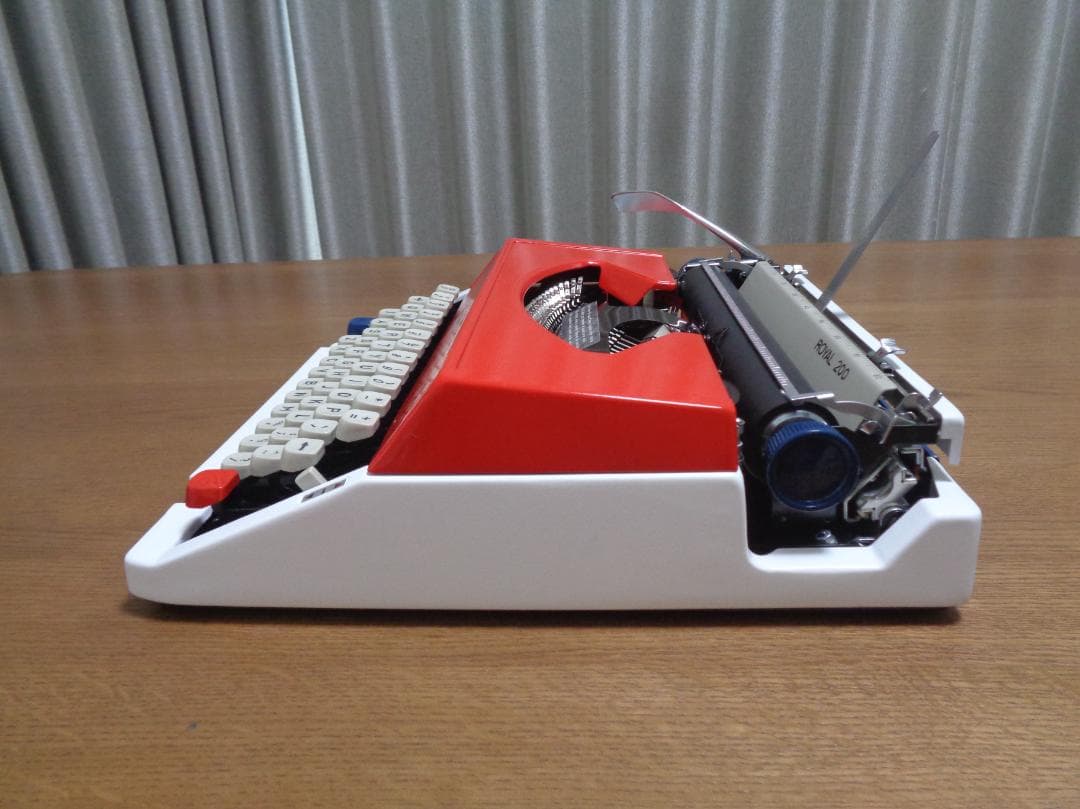 専用　 200　ロイヤルタイプライター　+インクリボン1個
