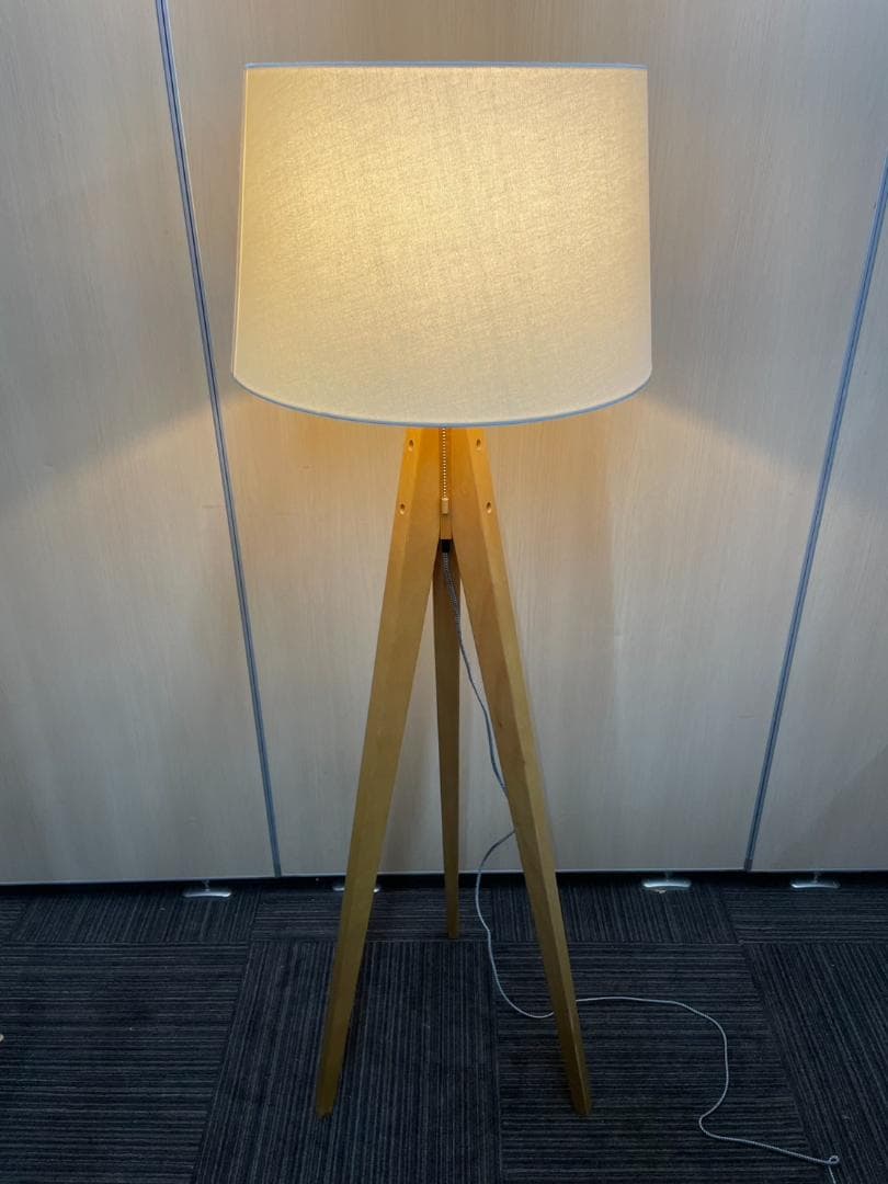 アートワークスタジオ エスプレッソフロアランプ ホワイト AW-050