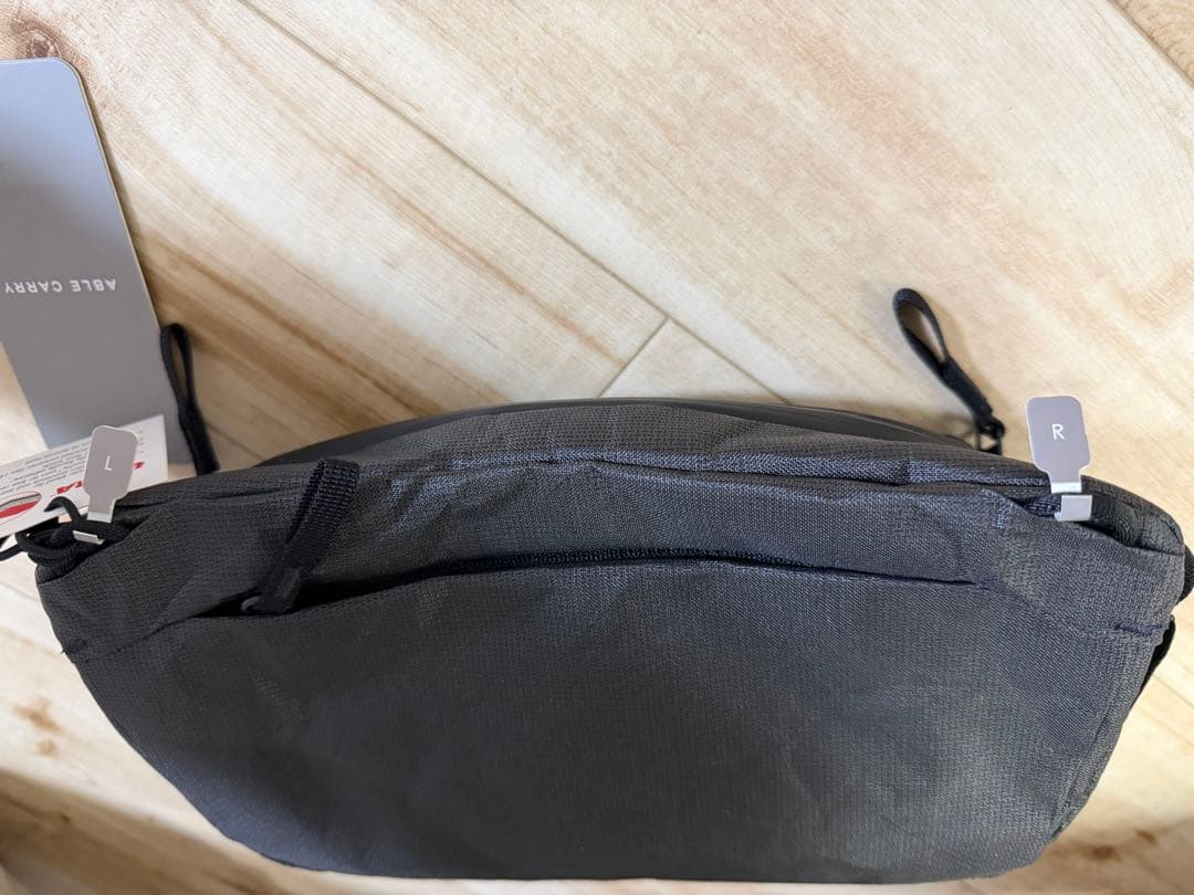 ABLE CARRY Core Sling Ultra Black スリング