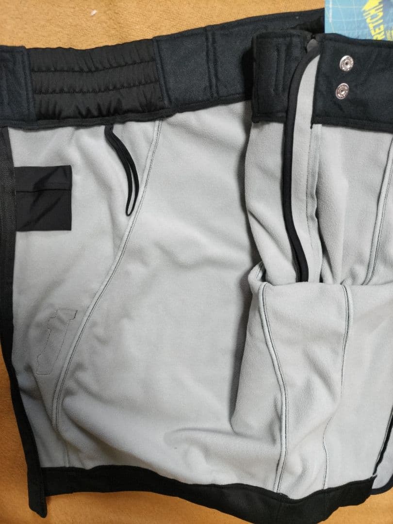 新品タグ付き Phenix フェニックス ハーフパンツ