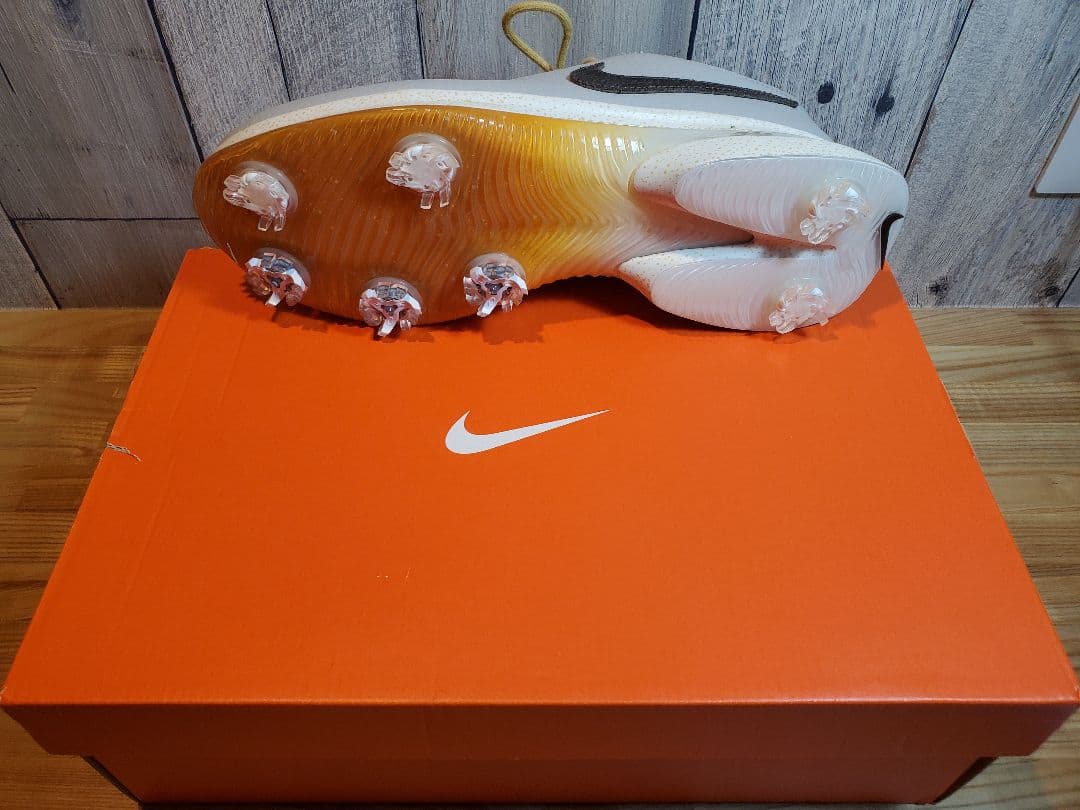 シューズ(男性用) NIKE Air Zoom Victory Tour 3 NRG 27cm