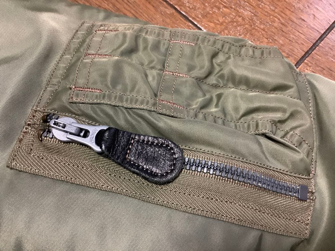 ほぼ新品バズリクソンズ　ビームスプラスコラボMA-1 36 絶版