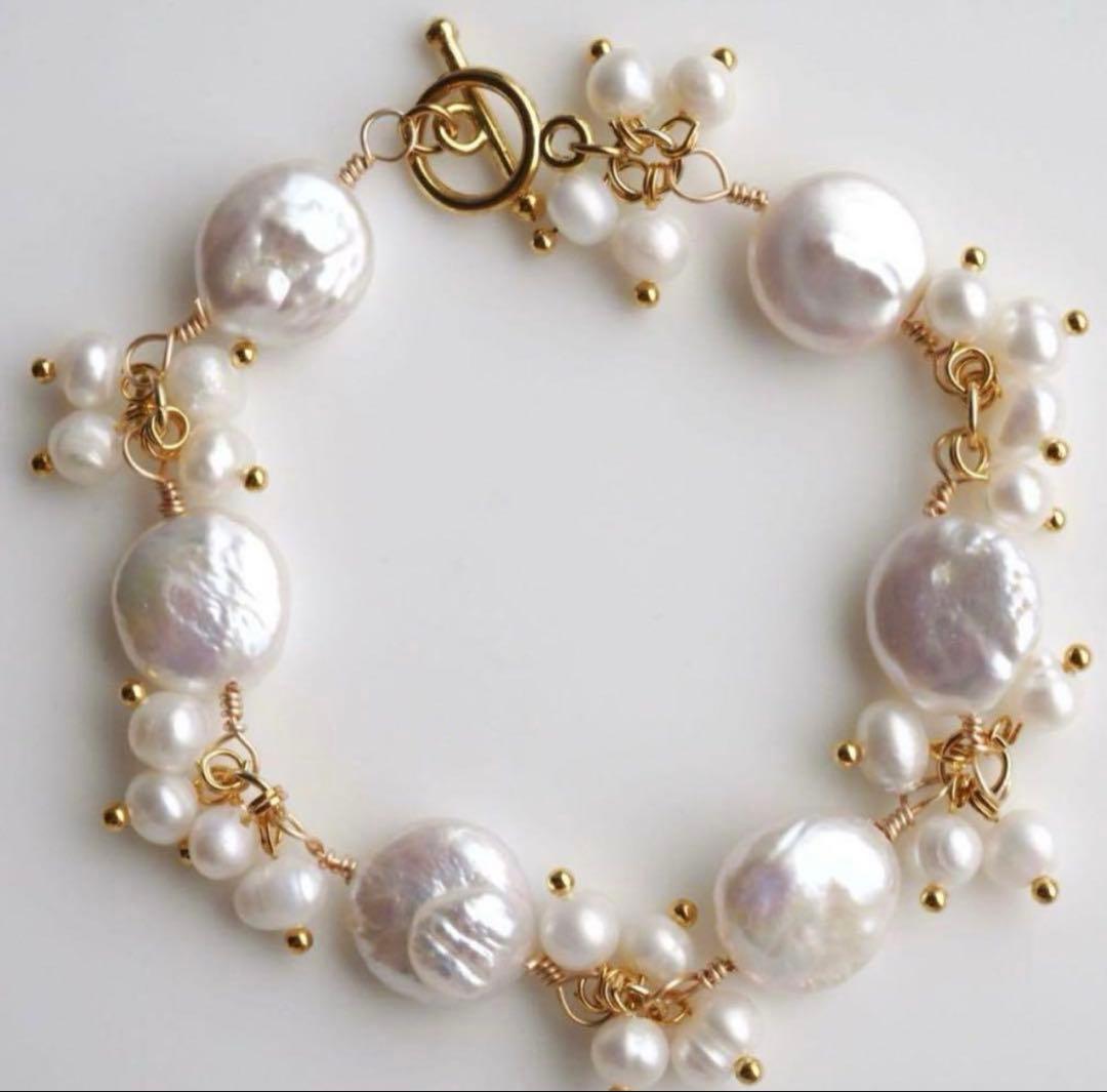 【Chikarin】天然水晶のバタフライモチーフネックレストップ