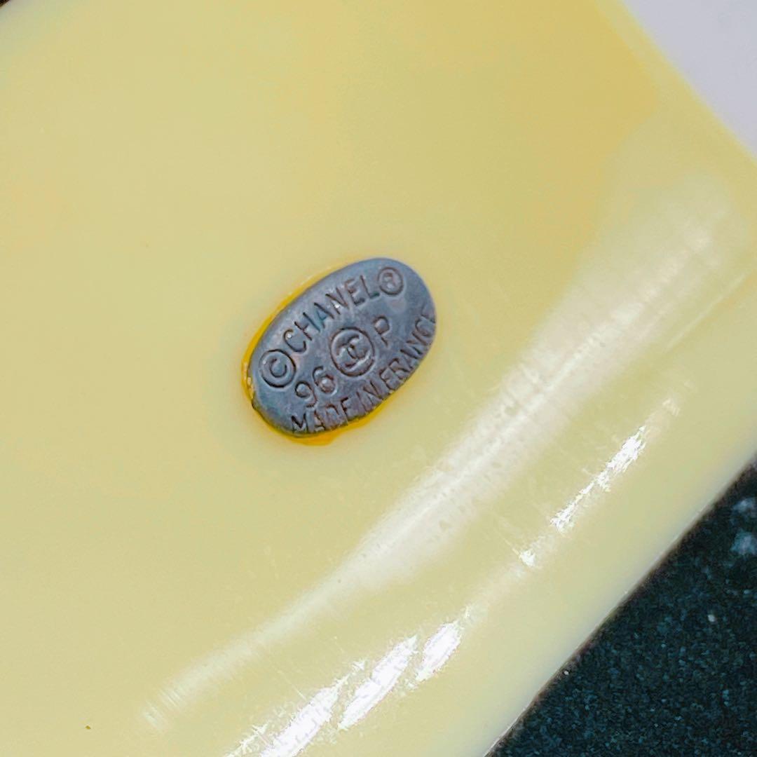 9EM102 CHANEL シャネル バングル ヴィンテージ ココ ストライプ