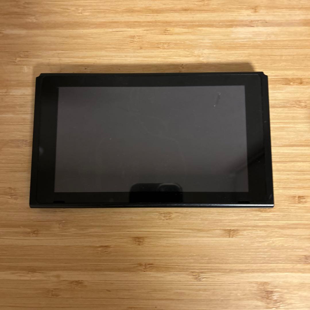 Nintendo Switch 本体 画面ひび割れあり - メルカリ