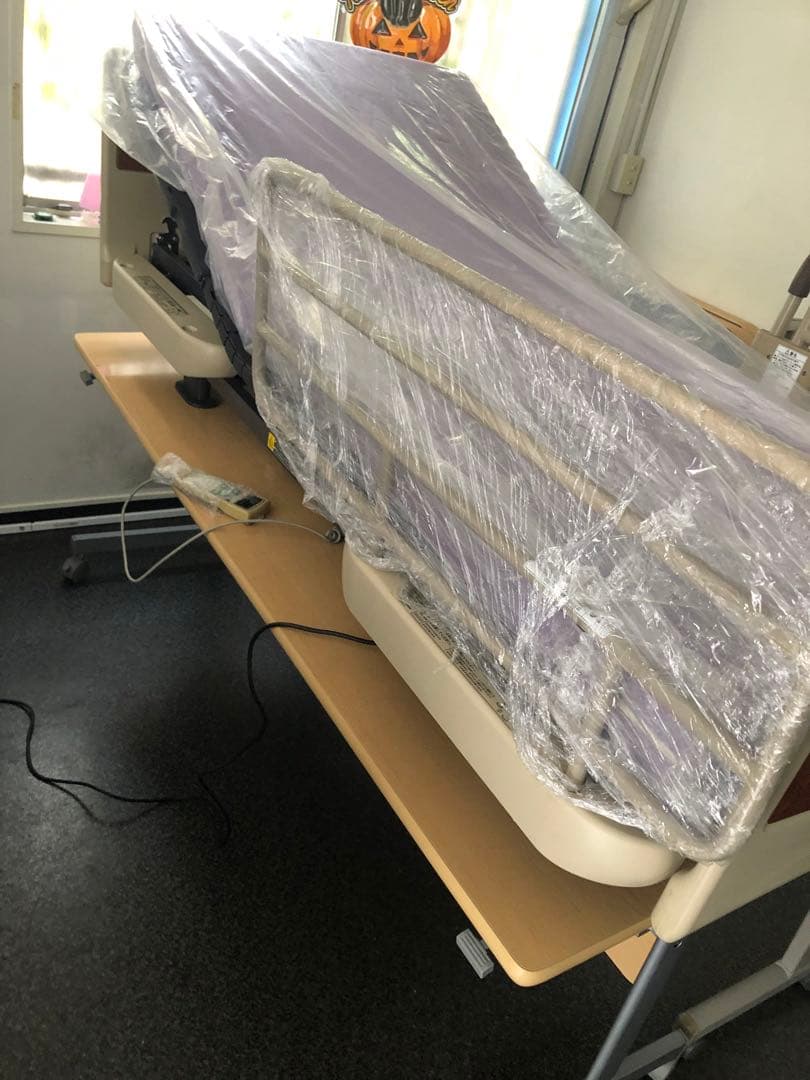 年末特価 介護用ベッド　楽匠８３０幅ミニ　パラマウント２モータ