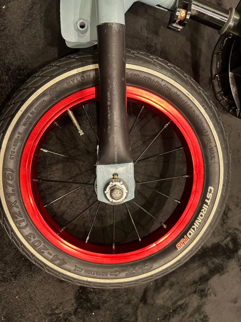 ストライダー カスタム バランスバイク