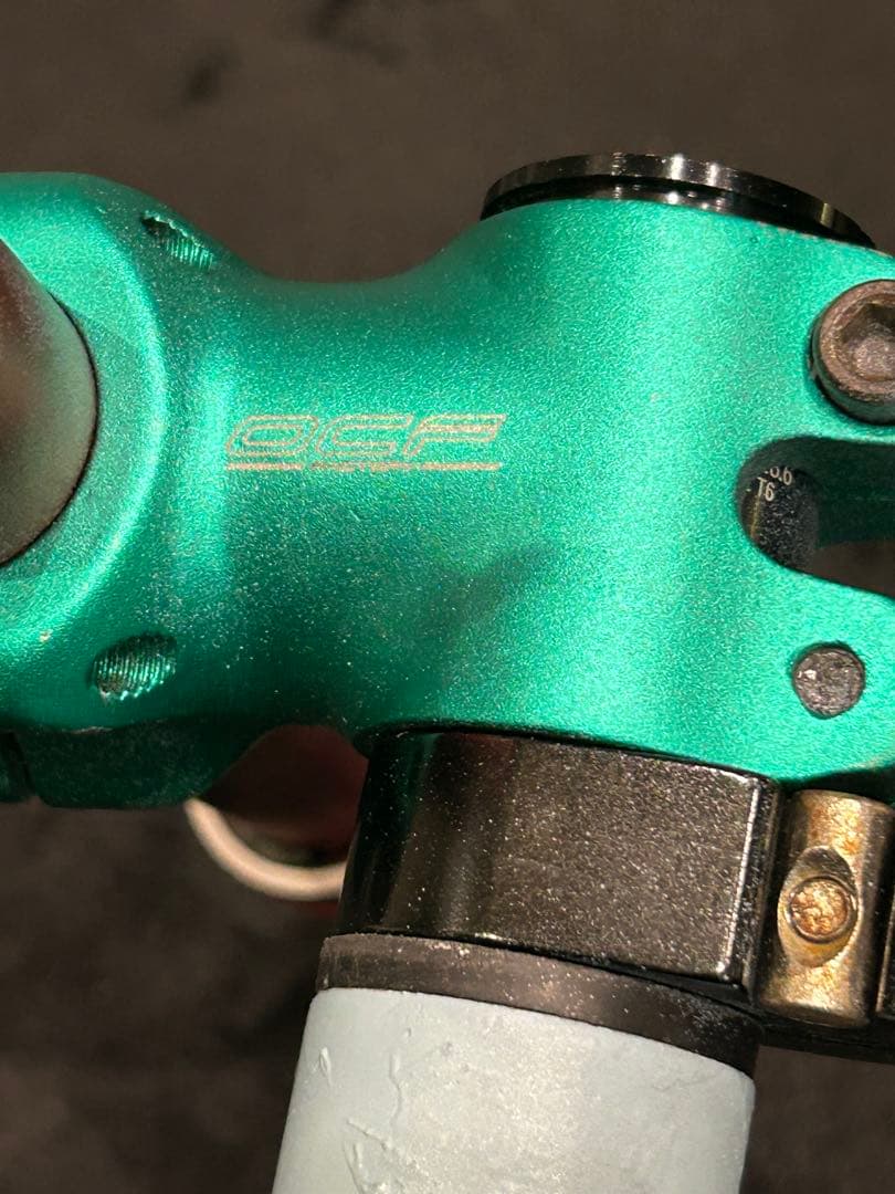 ストライダー カスタム バランスバイク