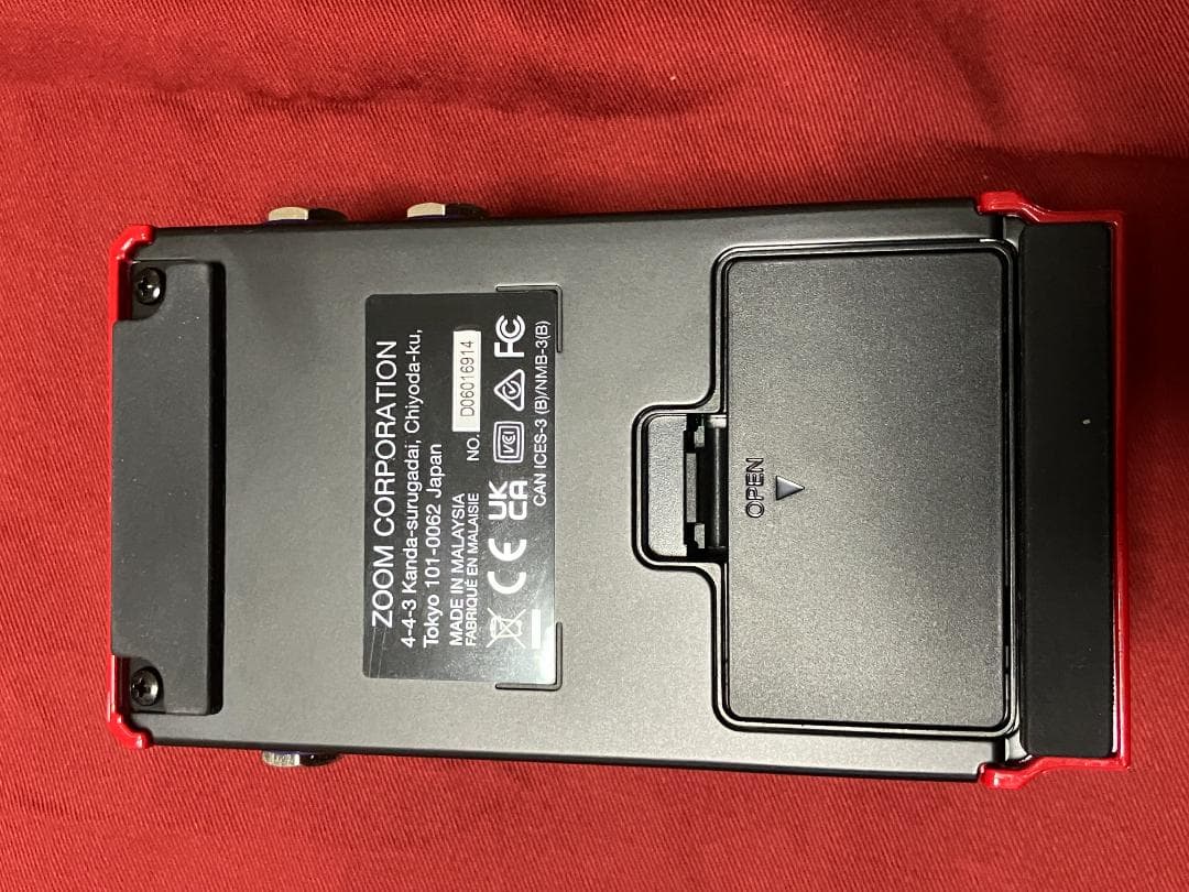 ZOOM MS-60B+　マルチエフェクター