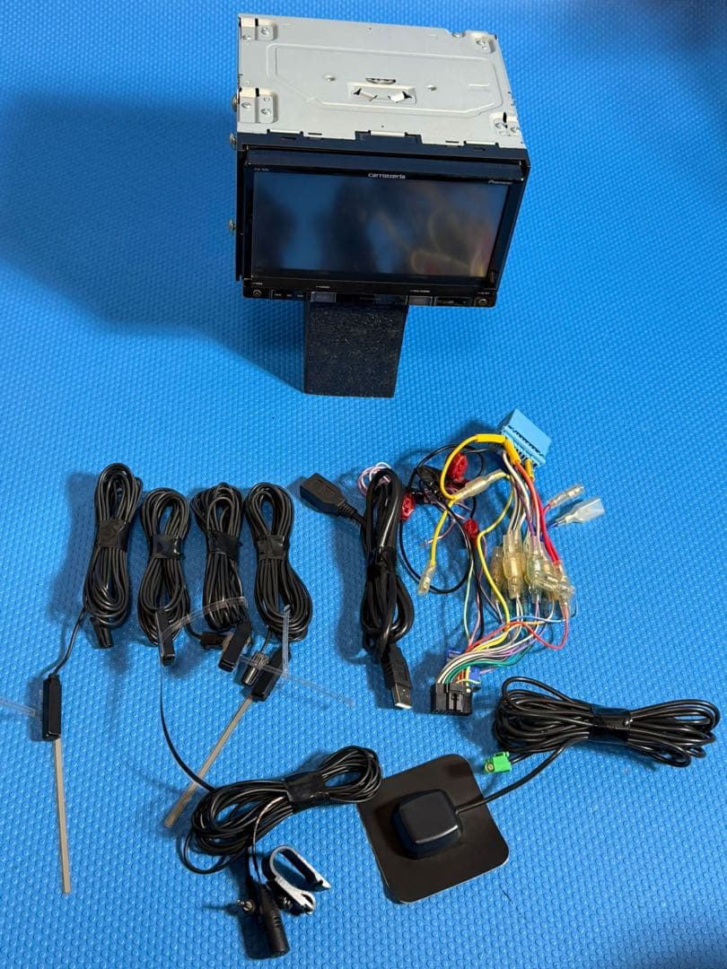 カロッツェリア AVIC-RZ06 メモリーナビ　 地図データ2014