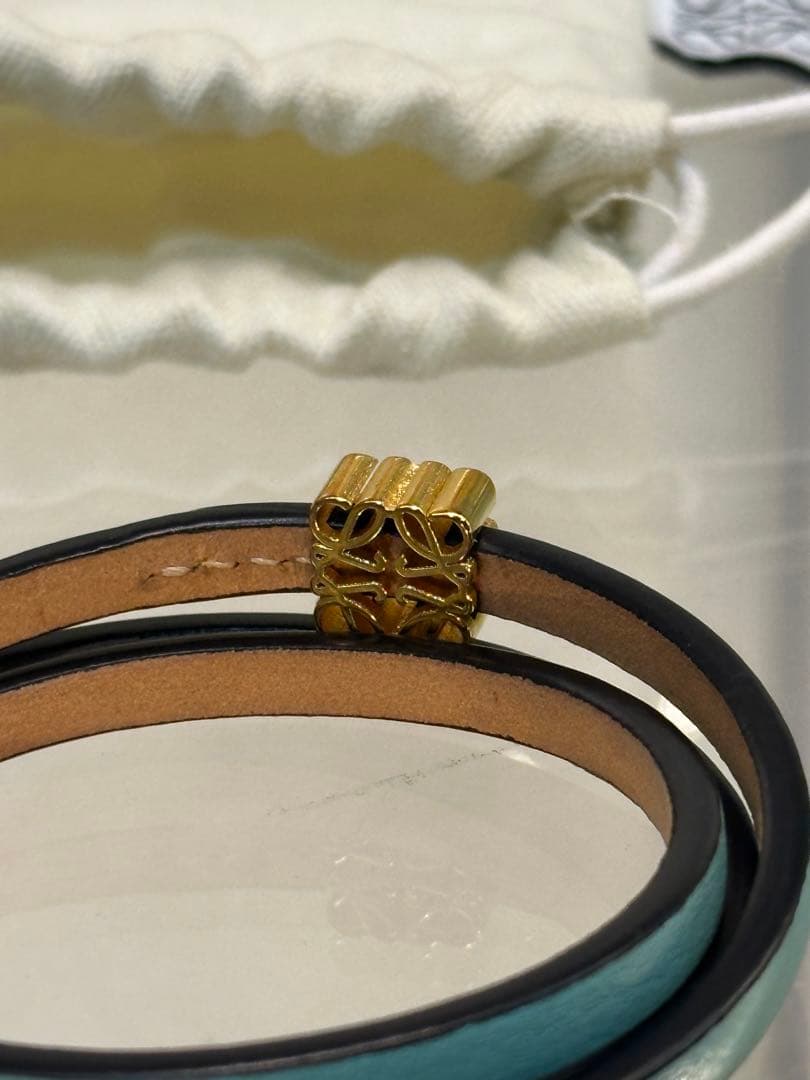 LOEWE ロエベ　ツイストバングル　カーフ