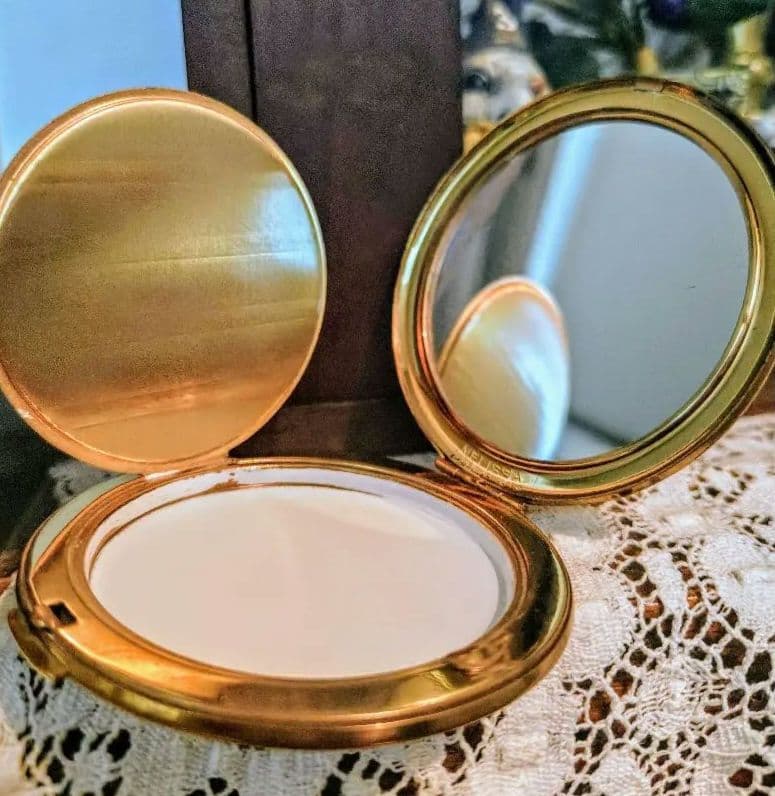 1950s ✨ 英国アンティーク パウダーコンパクト