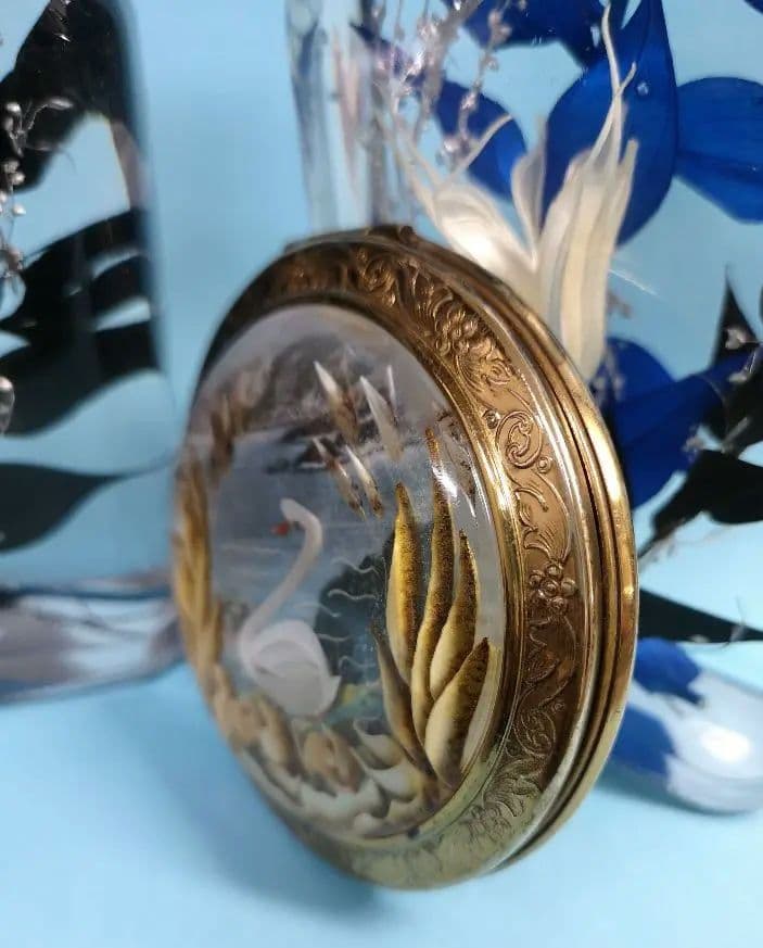 1950s ✨ 英国アンティーク パウダーコンパクト