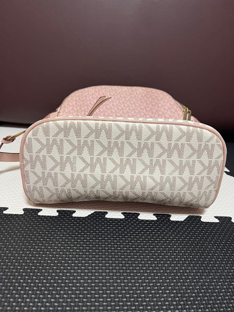 MICHAEL KORS ピンク リュック
