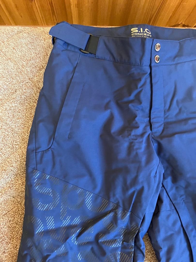 けい　DESCENTE デサント　スキーウェア　上下セット　サイズL