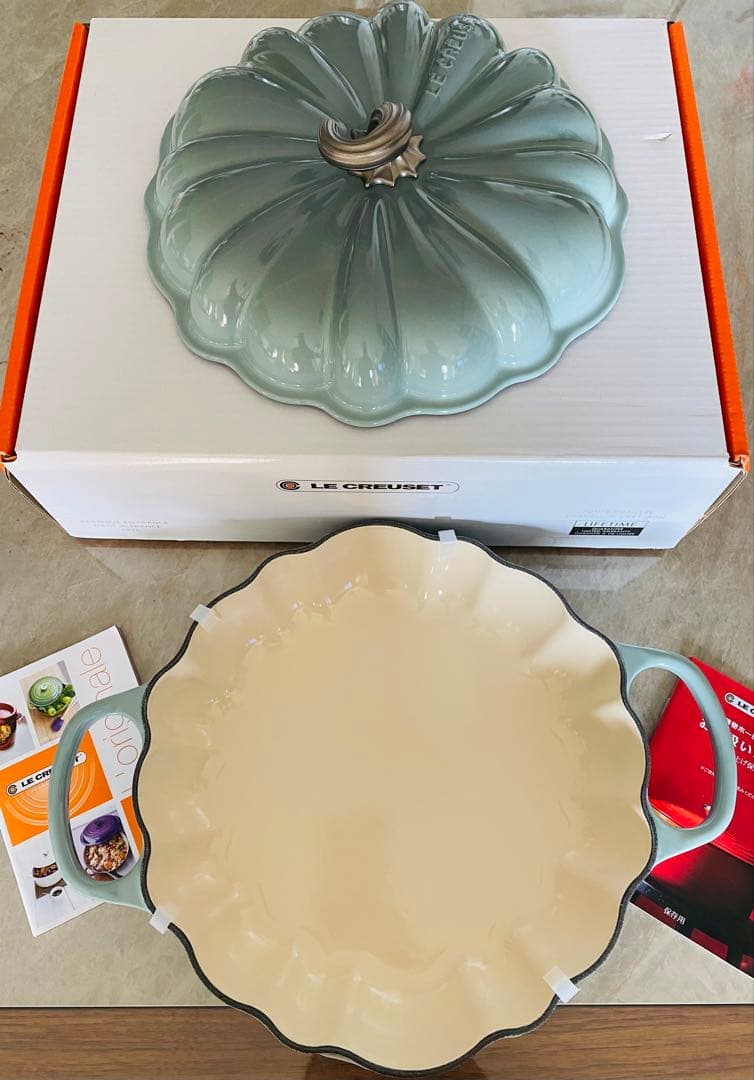 【新品】ル・クルーゼ　シグニチャービュッフェ　キャセロール　パンプキン28cm