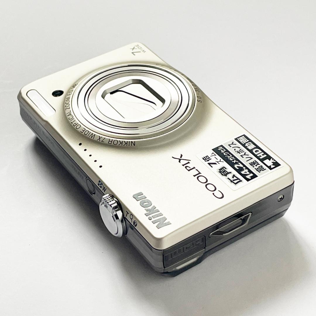 美品 ニコン Nikon COOLPIX S6000 元箱他付属あり