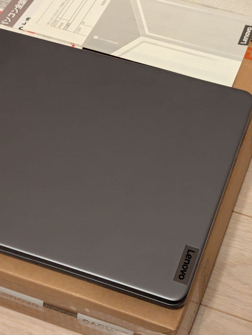 レノボ Chromebook Plus IdeaPad Slim 3i Gen8