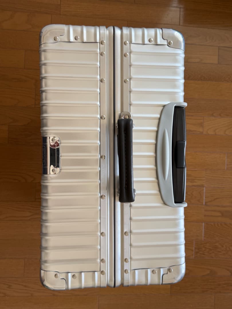 RIMOWA　リモワ　クラシックフライト61L　4輪
