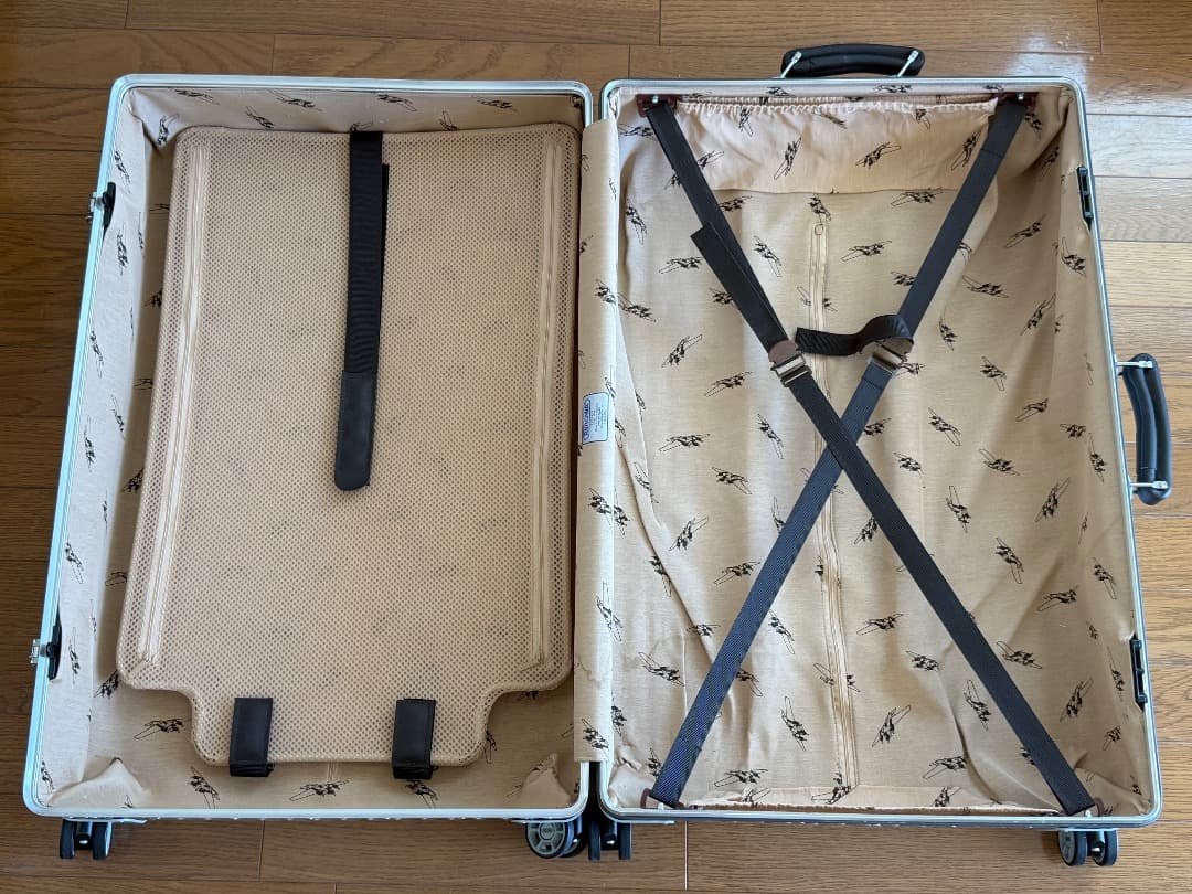 RIMOWA　リモワ　クラシックフライト61L　4輪