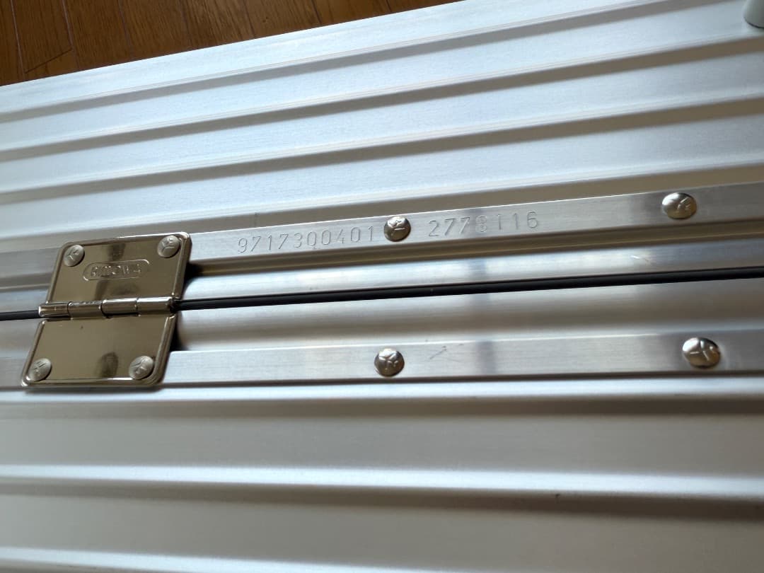 RIMOWA　リモワ　クラシックフライト61L　4輪