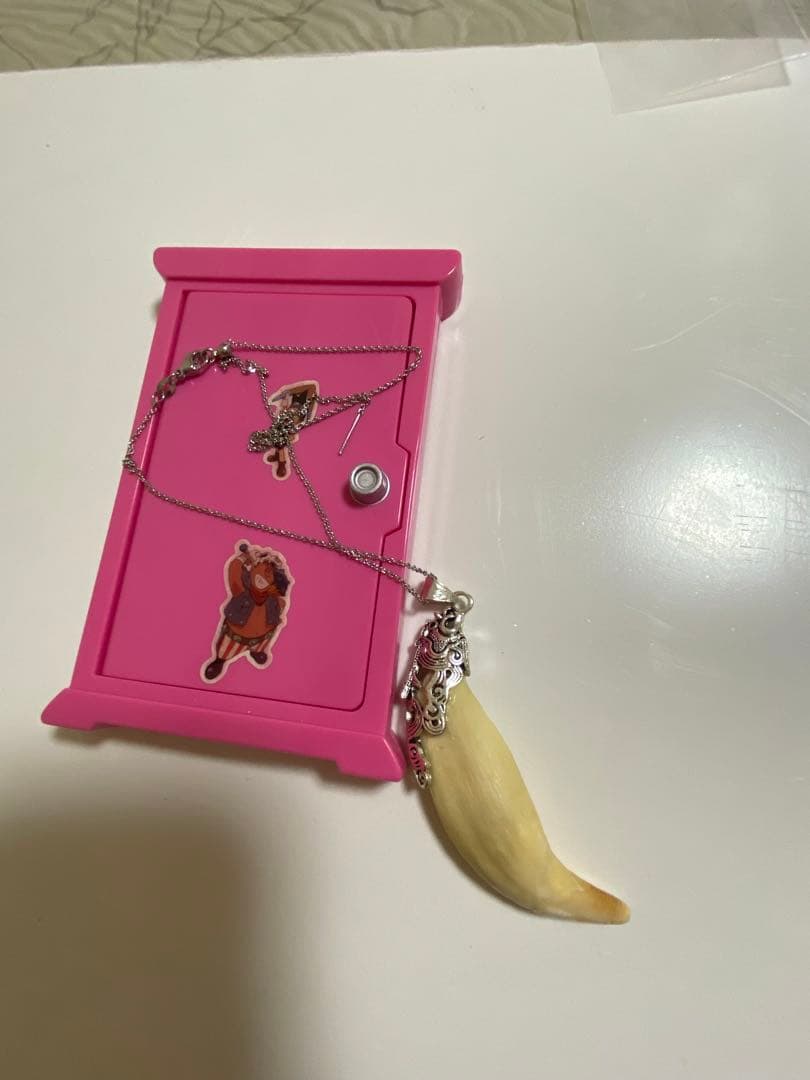 熊牙 熊歯 熊の牙 ツキノワグマ牙 ネックレス キーホルダー 新作新品