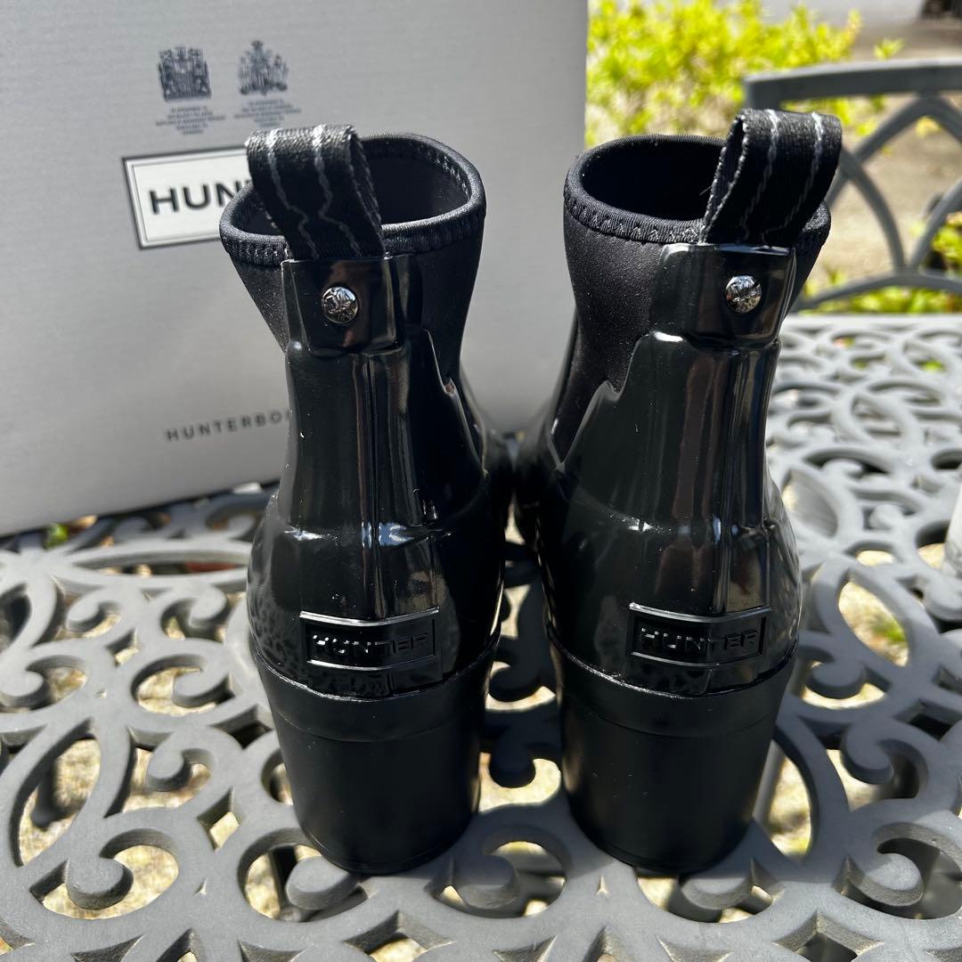 HUNTER リファインドミッドヒールグロス ブラック 25㎝ エナメル UK6
