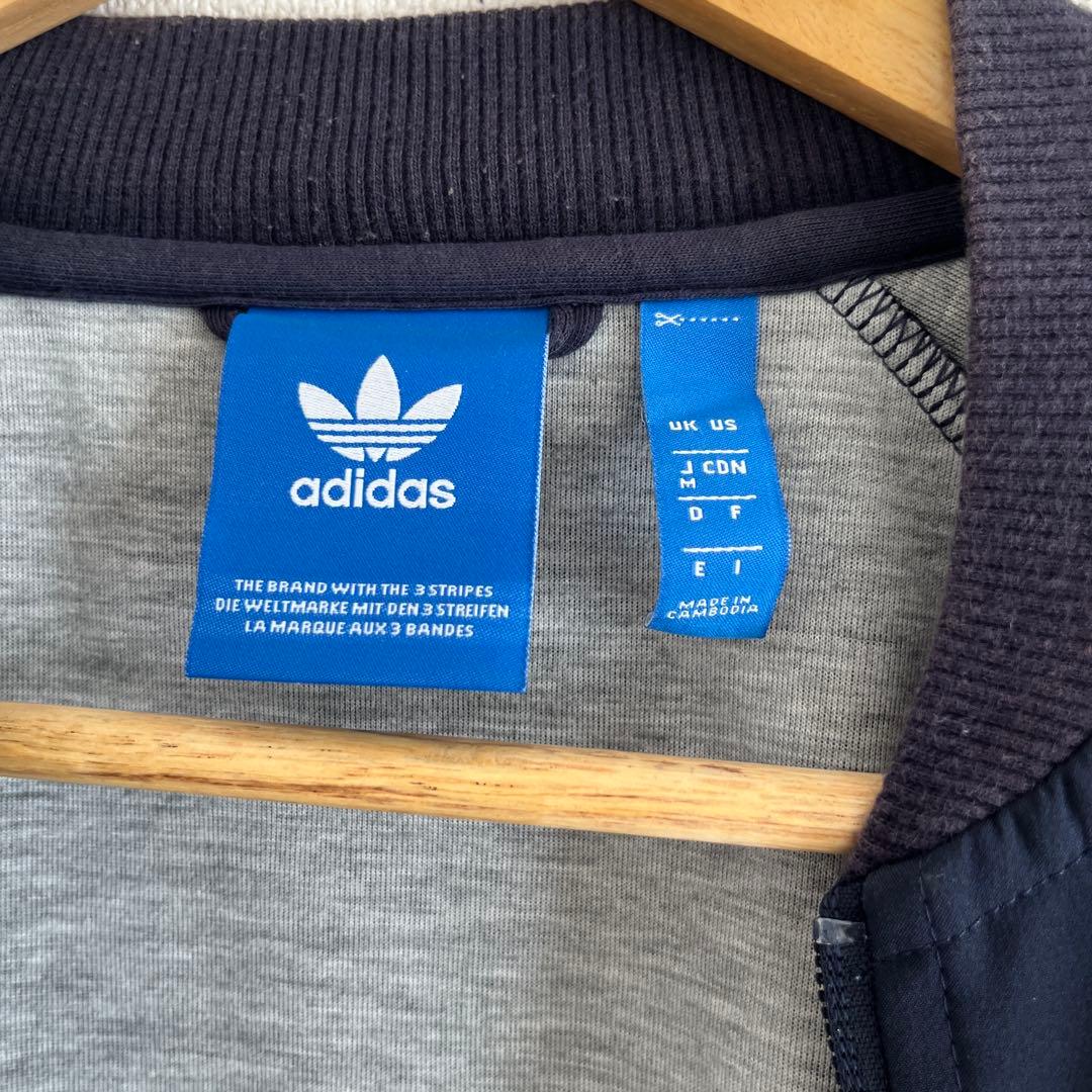 adidas Originals アディダス　オリジナルス　ジャージ