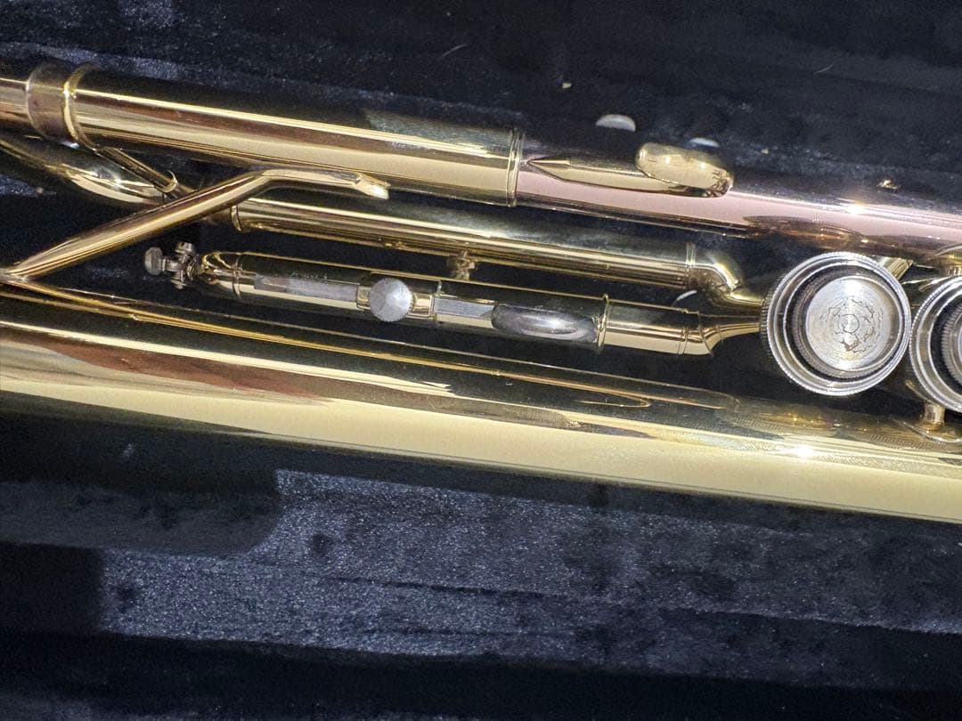 トランペット　楽器